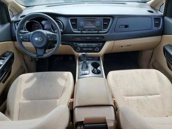 KNDMB5C17G6110807 2016 KIA SEDONA - Image 8