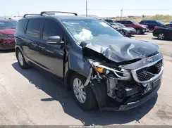 KNDMB5C17G6116400 2016 KIA SEDONA