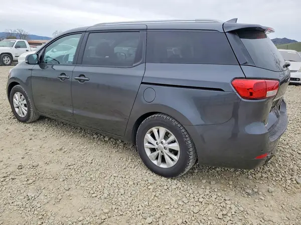 KNDMB5C17G6121046 2016 KIA SEDONA - Image 2