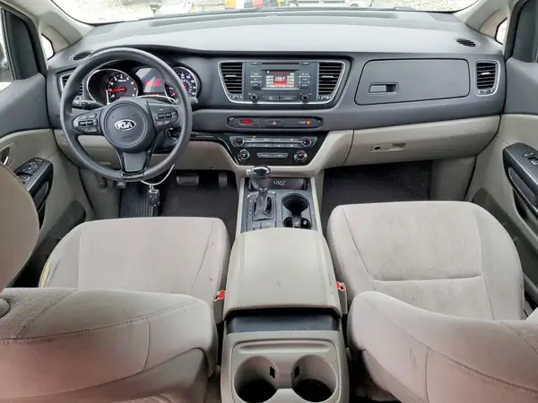 KNDMB5C17G6121046 2016 KIA SEDONA - Image 8
