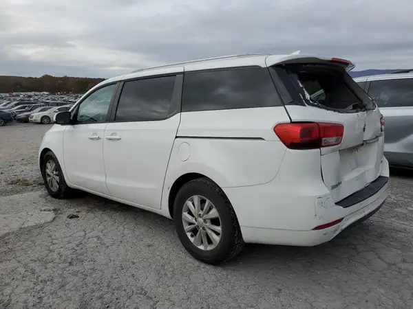 KNDMB5C17G6131138 2016 KIA SEDONA - Image 2
