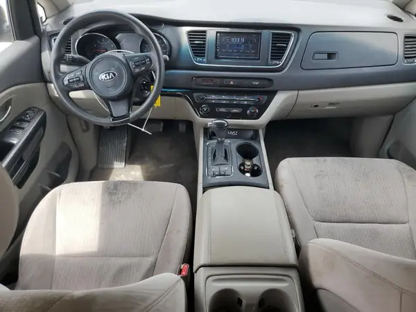 KNDMB5C17G6161756 2016 KIA SEDONA - Image 8