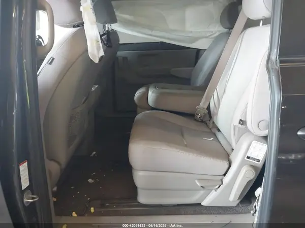 KNDMB5C17G6165290 2016 KIA SEDONA - Image 8