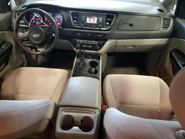 KNDMB5C17G6165581 2016 KIA SEDONA - Image 8