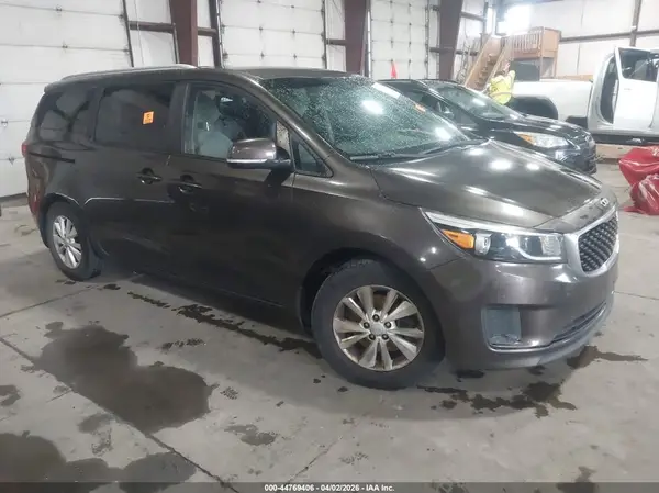 KNDMB5C17G6182767 2016 KIA SEDONA - Image 1