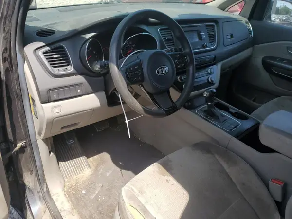 KNDMB5C17G6185832 2016 KIA SEDONA - Image 8