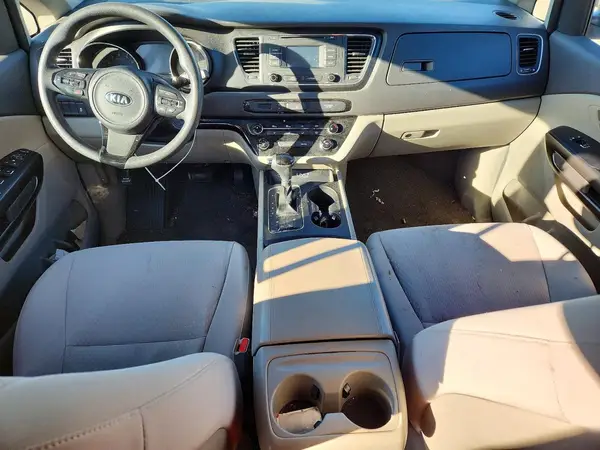 KNDMB5C17G6187242 2016 KIA SEDONA - Image 8