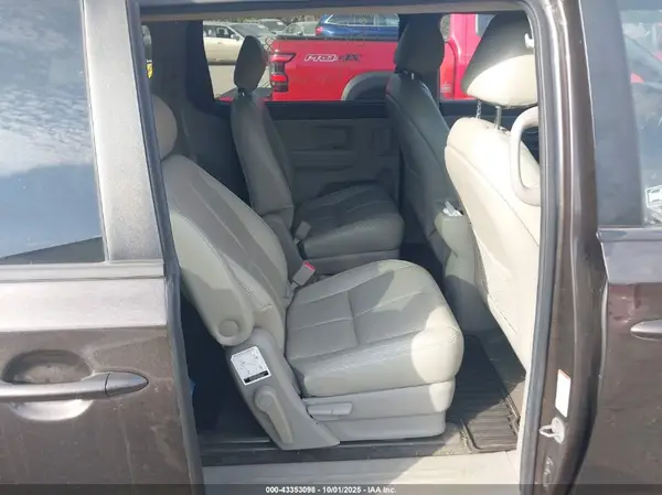 KNDMB5C17G6189721 2016 KIA SEDONA - Image 8