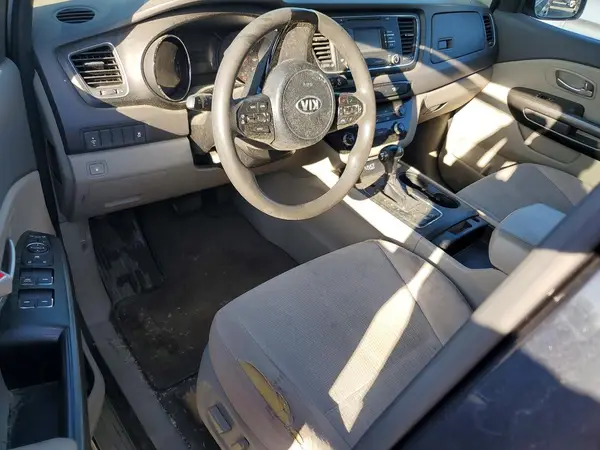 KNDMB5C17G6195003 2016 KIA SEDONA - Image 8