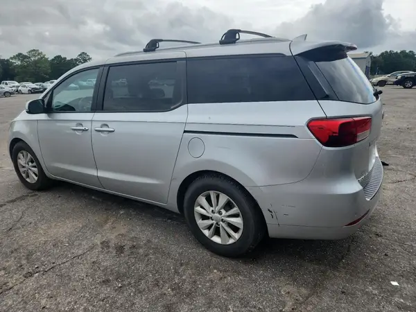 KNDMB5C17G6196071 2016 KIA SEDONA - Image 2