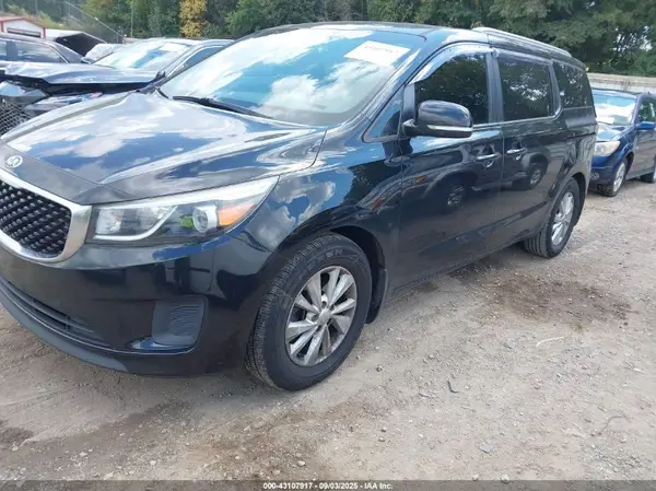 KNDMB5C17G6197883 2016 KIA SEDONA - Image 2
