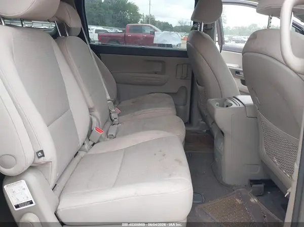 KNDMB5C17G6204248 2016 KIA SEDONA - Image 8