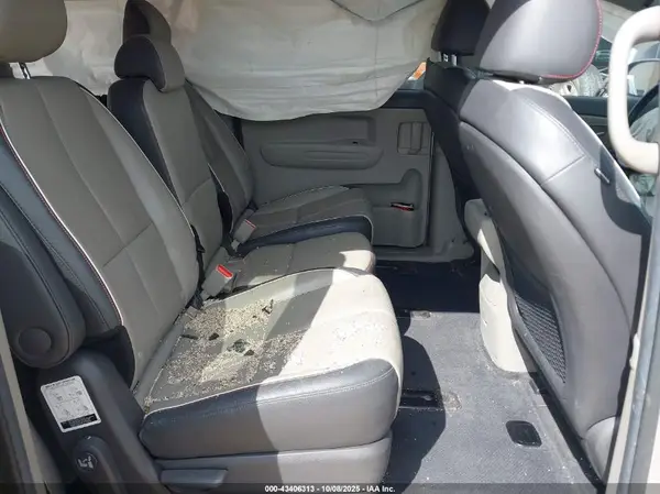 KNDMB5C17G6209756 2016 KIA SEDONA - Image 8