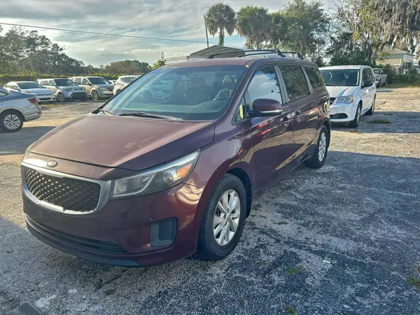 KNDMB5C17G6210146 2016 KIA SEDONA - Image 2