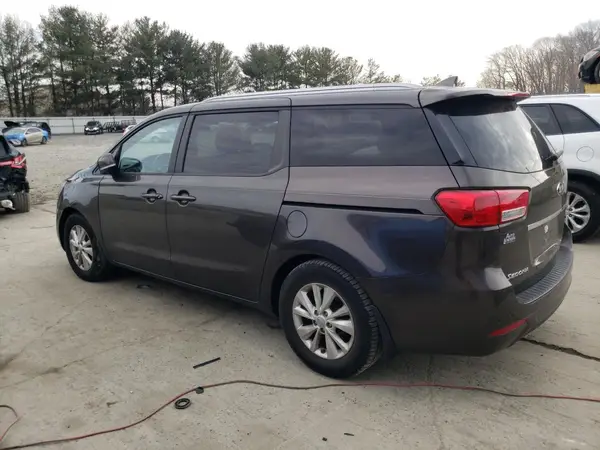 KNDMB5C17G6211944 2016 KIA SEDONA - Image 2