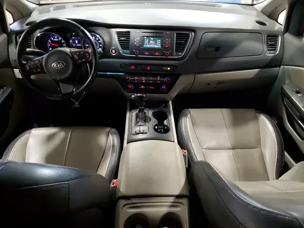 KNDMB5C17G6215279 2016 KIA SEDONA - Image 8