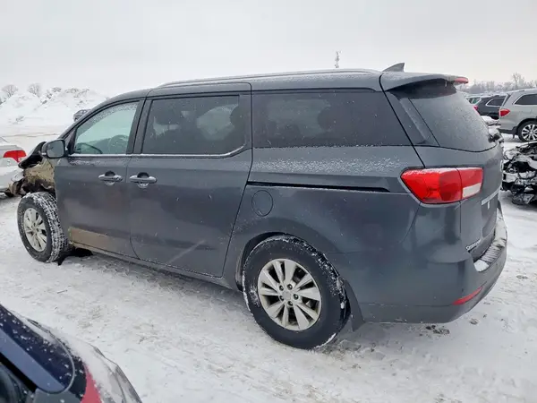 KNDMB5C17G6222376 2016 KIA SEDONA - Image 2