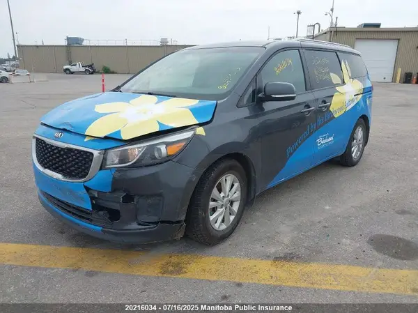 KNDMB5C17G6235080 2016 KIA SEDONA - Image 2