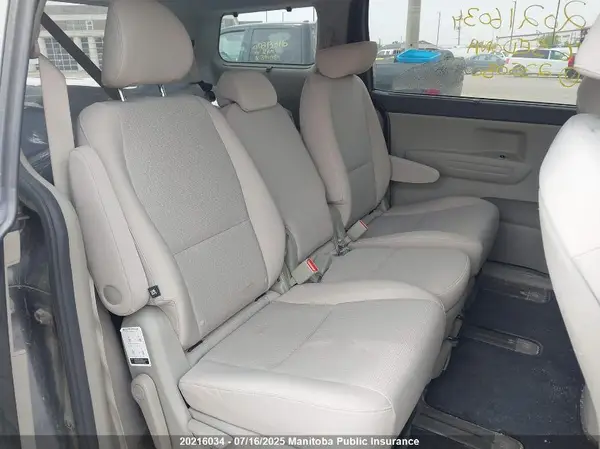 KNDMB5C17G6235080 2016 KIA SEDONA - Image 8