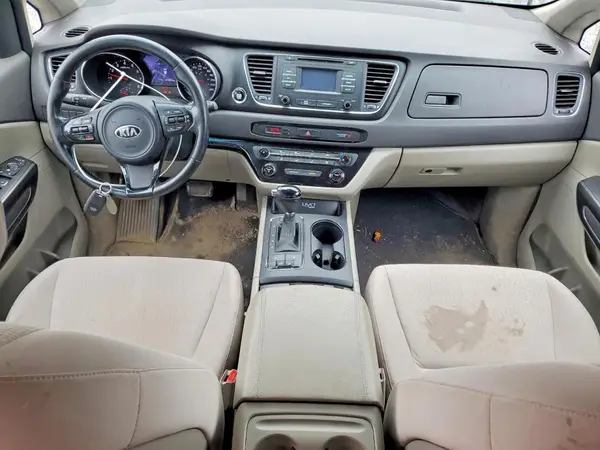 KNDMB5C17G6235287 2016 KIA SEDONA - Image 8