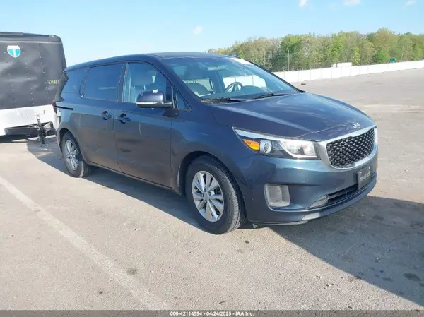 KNDMB5C17H6220063 2017 KIA SEDONA - Image 1