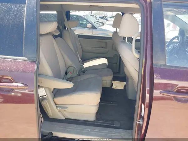 KNDMB5C17H6221679 2017 KIA SEDONA - Image 8