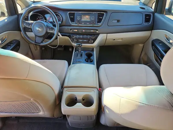 KNDMB5C17H6231290 2017 KIA SEDONA - Image 8