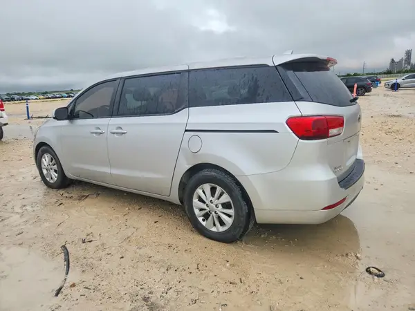 KNDMB5C17H6231340 2017 KIA SEDONA - Image 2