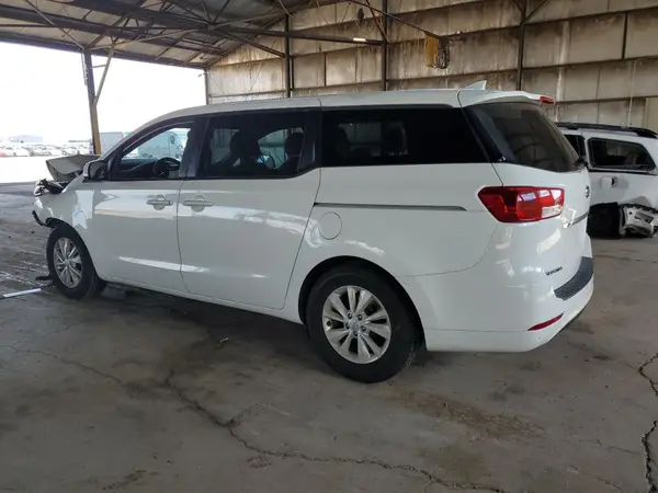 KNDMB5C17H6233251 2017 KIA SEDONA - Image 2