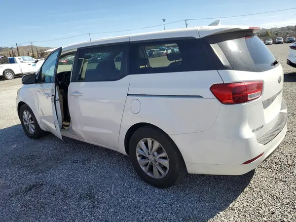 KNDMB5C17H6234500 2017 KIA SEDONA - Image 2