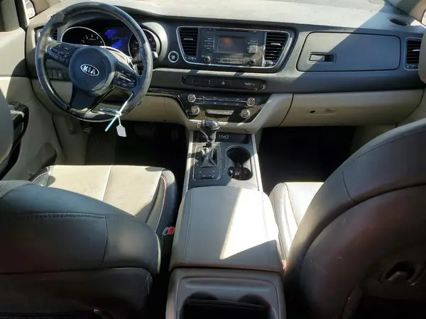 KNDMB5C17H6240331 2017 KIA SEDONA - Image 8