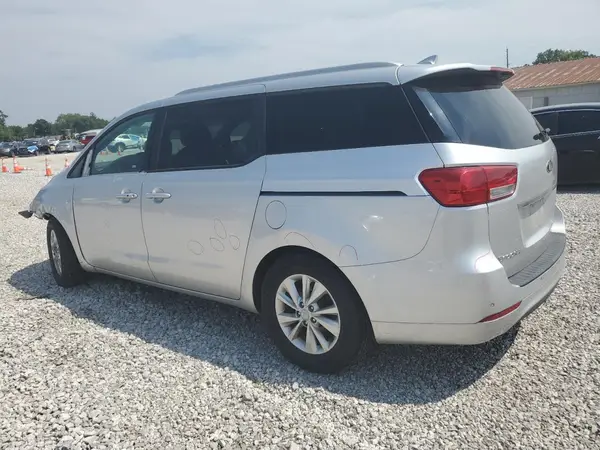 KNDMB5C17H6240801 2017 KIA SEDONA - Image 2
