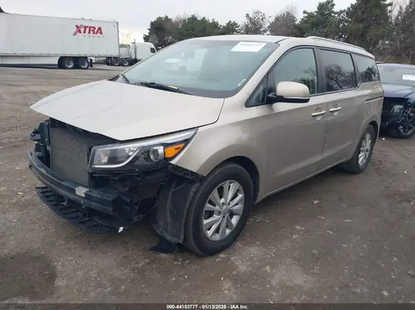 KNDMB5C17H6242273 2017 KIA SEDONA - Image 2