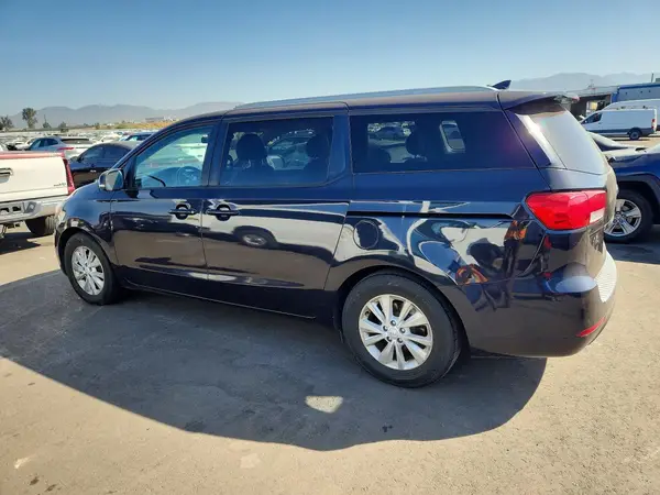 KNDMB5C17H6246758 2017 KIA SEDONA - Image 2