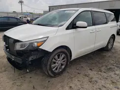 KNDMB5C17H6249532 2017 KIA SEDONA