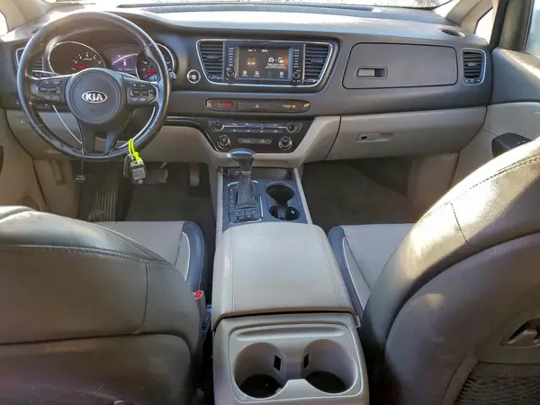 KNDMB5C17H6251345 2017 KIA SEDONA - Image 8