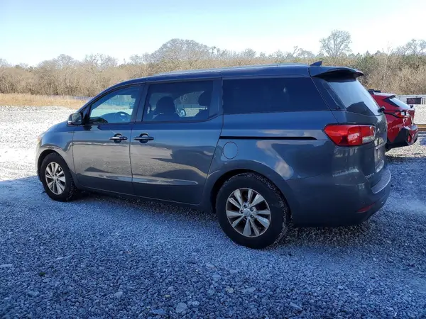 KNDMB5C17H6269215 2017 KIA SEDONA - Image 2