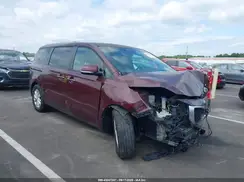 KNDMB5C17H6282157 2017 KIA SEDONA
