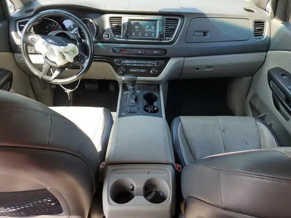 KNDMB5C17H6290792 2017 KIA SEDONA - Image 8