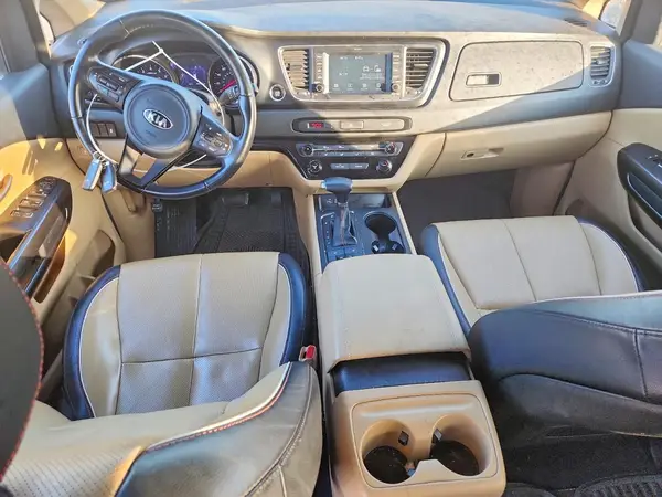 KNDMB5C17H6292526 2017 KIA SEDONA - Image 8