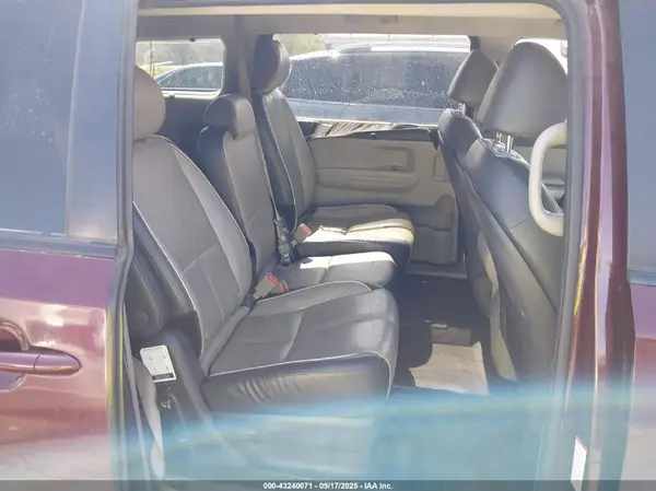 KNDMB5C17H6311348 2017 KIA SEDONA - Image 8