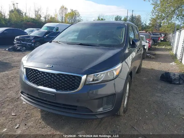 KNDMB5C17H6311639 2017 KIA SEDONA - Image 2