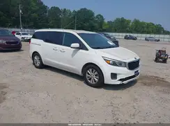 KNDMB5C17H6313424 2017 KIA SEDONA