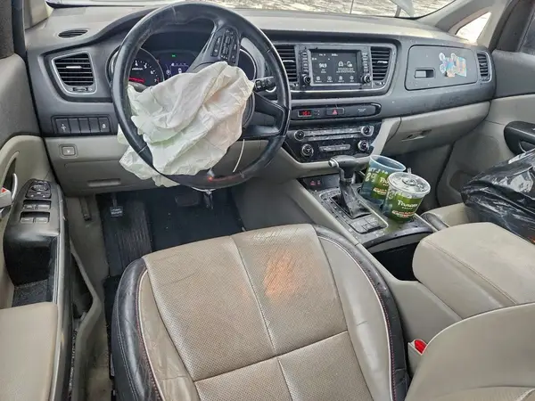 KNDMB5C17H6314878 2017 KIA SEDONA - Image 8