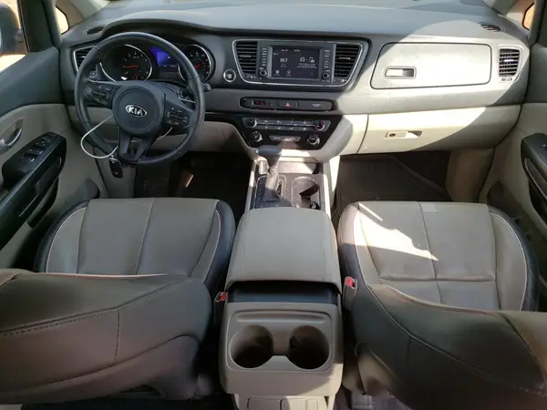 KNDMB5C17H6327551 2017 KIA SEDONA - Image 8
