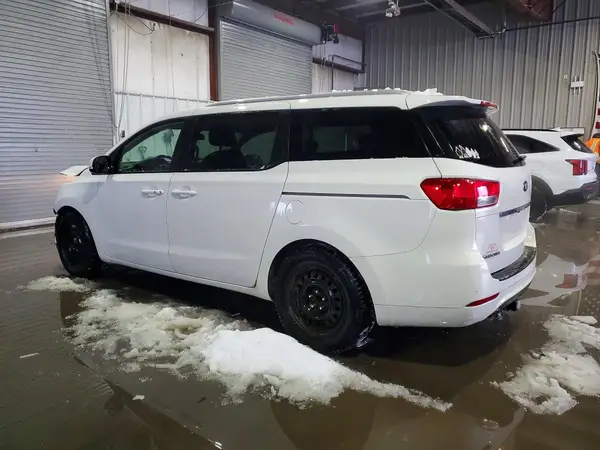 KNDMB5C17H6332281 2017 KIA SEDONA - Image 2