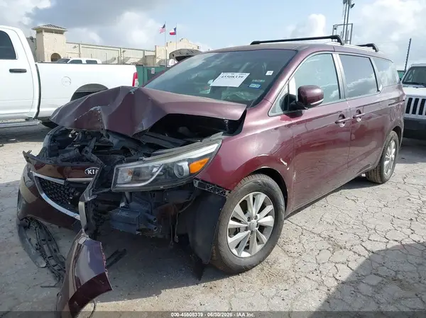 KNDMB5C17H6339523 2017 KIA SEDONA - Image 2