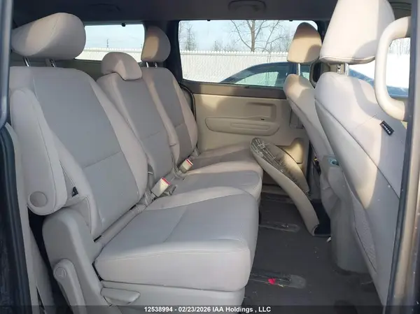 KNDMB5C17J6358398 2018 KIA SEDONA - Image 8