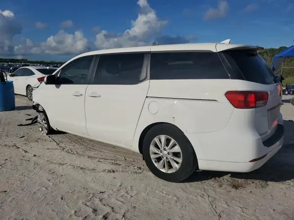 KNDMB5C17J6373578 2018 KIA SEDONA - Image 2