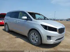 KNDMB5C17J6375637 2018 KIA SEDONA